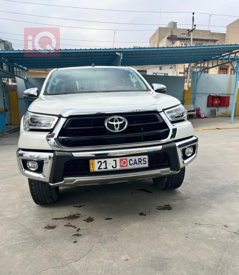 تويوتا هايلوكس